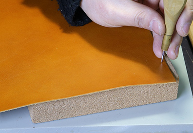 如何确保皮革干燥机的安全使用